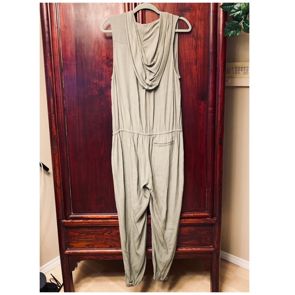 JOIE (SOFT) - Biltmore B Jumpsuit in Deep Lichen Green - L - Picture 15 of 16